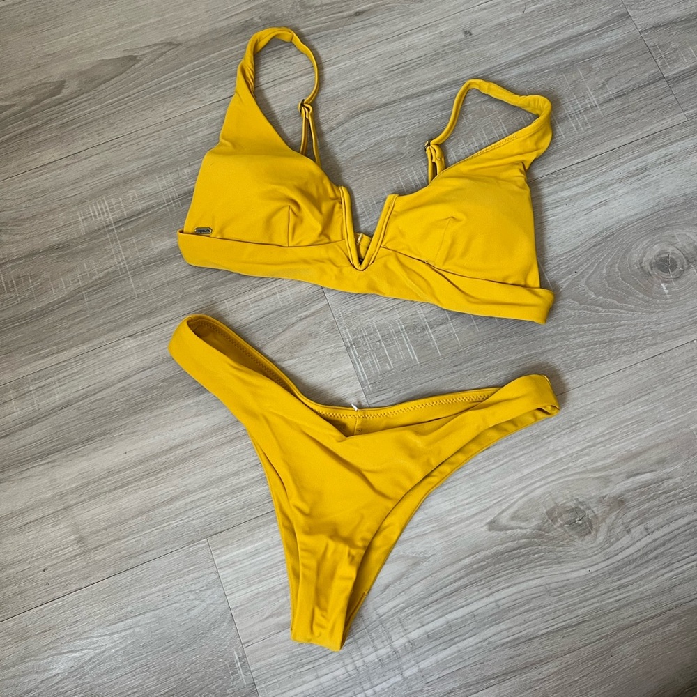 Roxy Bikini